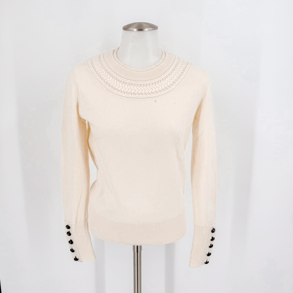 Burberry Cream Crew Neck Sweater with Fitted Silhouette